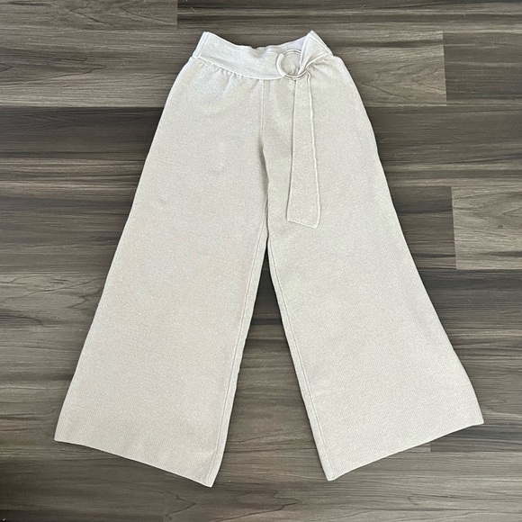 Mango Capri linen wide leg Pants with attached Belt with silver loop - Picture 8 of 13